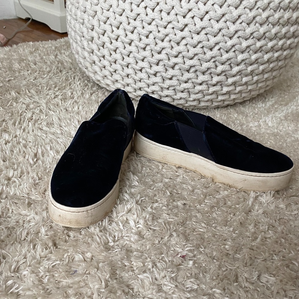 Navy velvet VINCE platform slip on sneakers